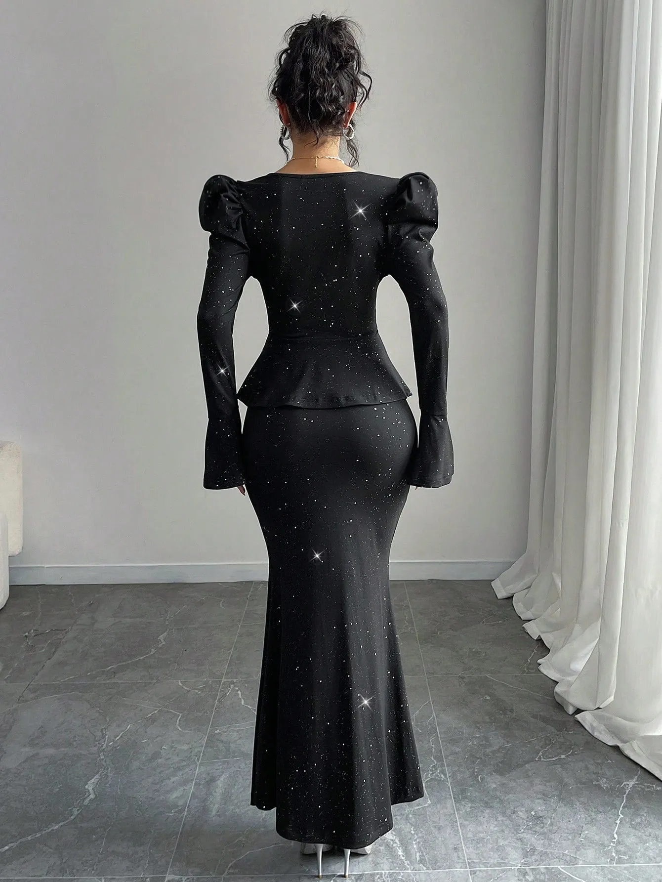 2pcs/Set Women Elegant Glittering V-Neck Ruffle Sleeve Blouse And Wrap Mermaid Skirt