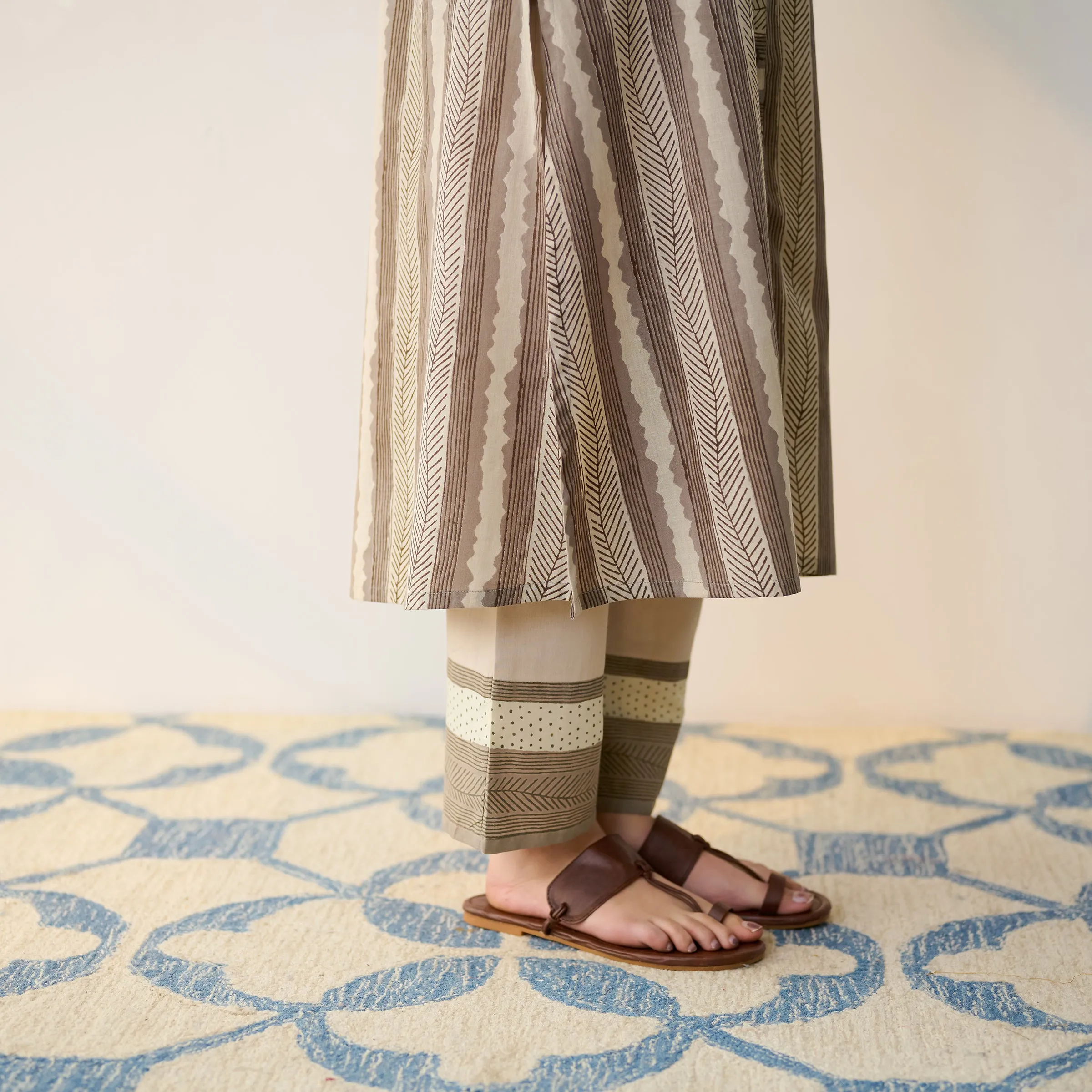 Dabu Inspired Grey Cotton Shirt Kurta with Pant