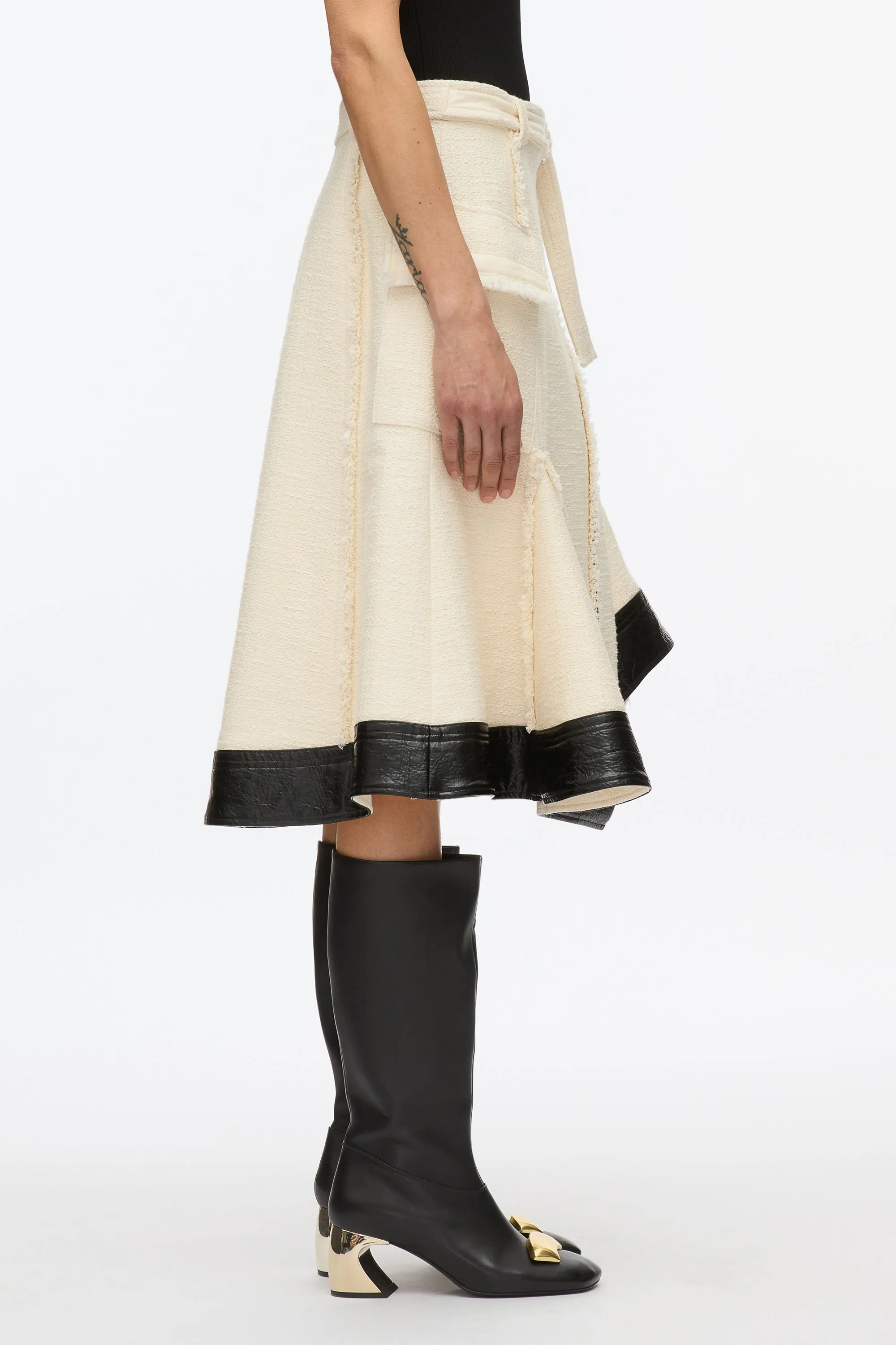 Flounce Hem Tweed Skirt