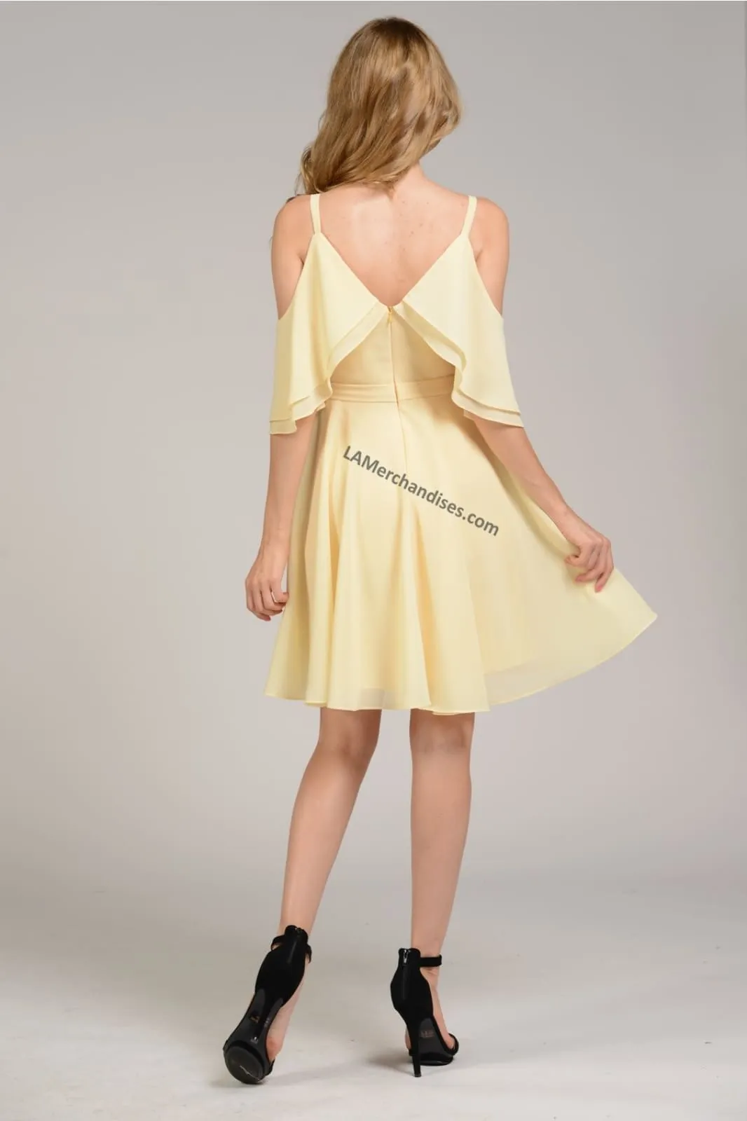 La Merchandise LAY8000 Simple Cold Shoulder Short Flowy Chiffon Dress