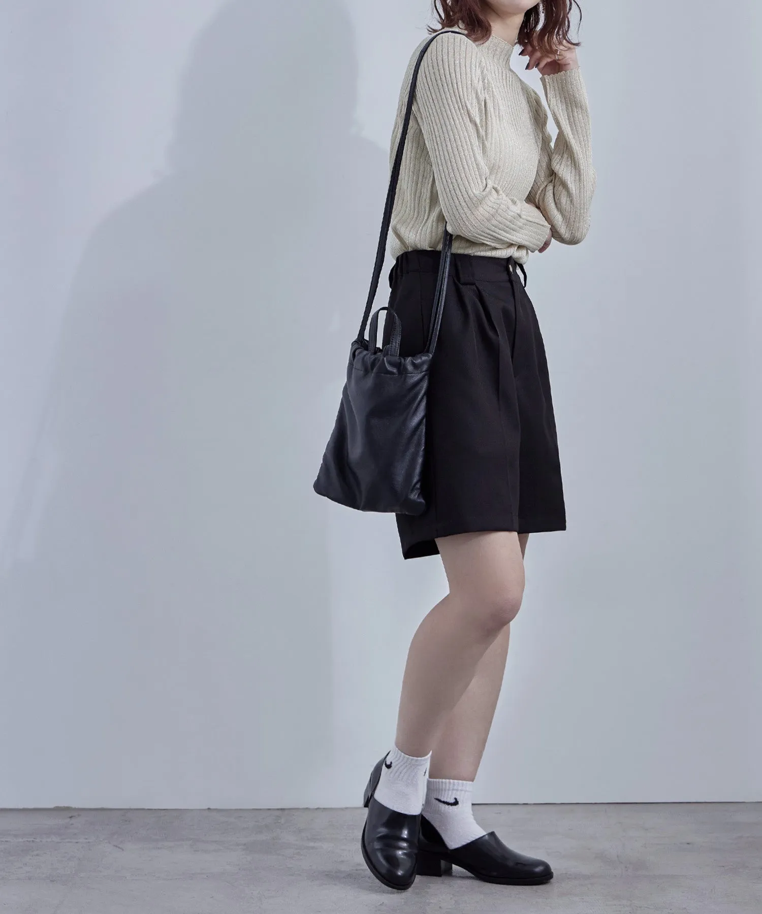 Lame&sheer bottle neck rib tops