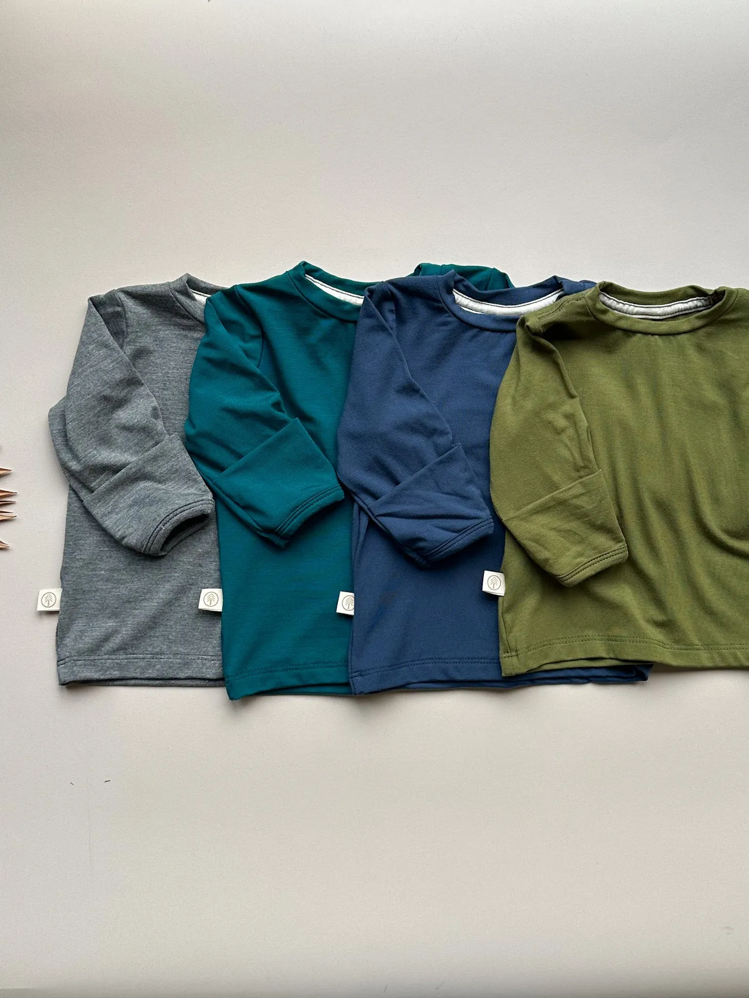 Long Sleeve Crew Neck Tee with Mittens | Baby & Toddler | Luxury Bamboo | Peacock