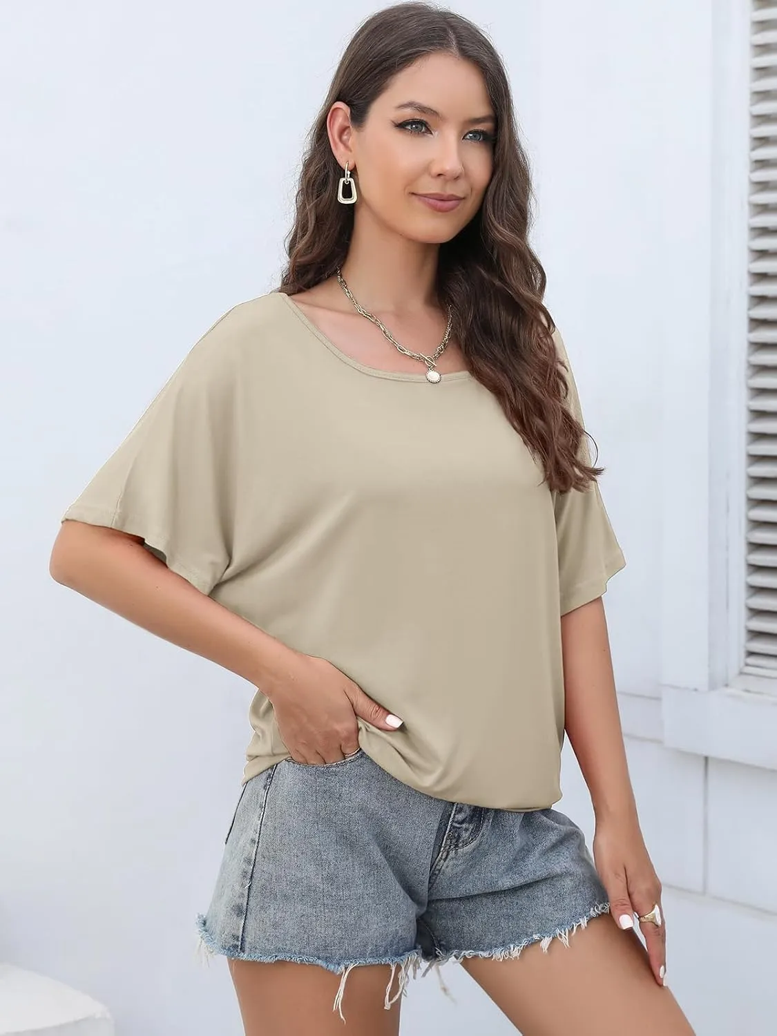 Lyrur Women's Short Sleeve Boat Neck Knit Loose Fit Tops 2025 Summer Basic Casual T Shirt Blouse with Banded Bottom
