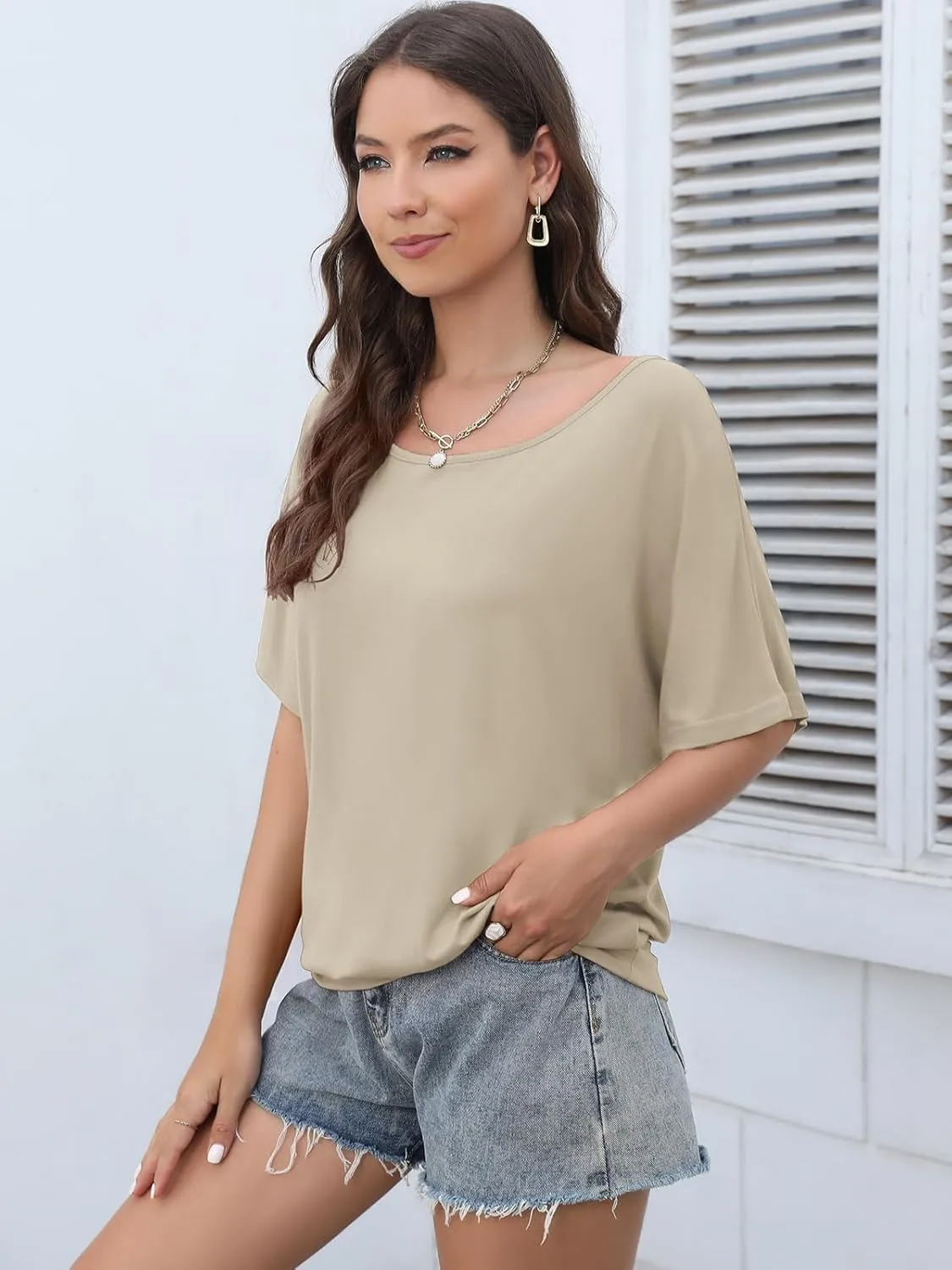 Lyrur Women's Short Sleeve Boat Neck Knit Loose Fit Tops 2025 Summer Basic Casual T Shirt Blouse with Banded Bottom