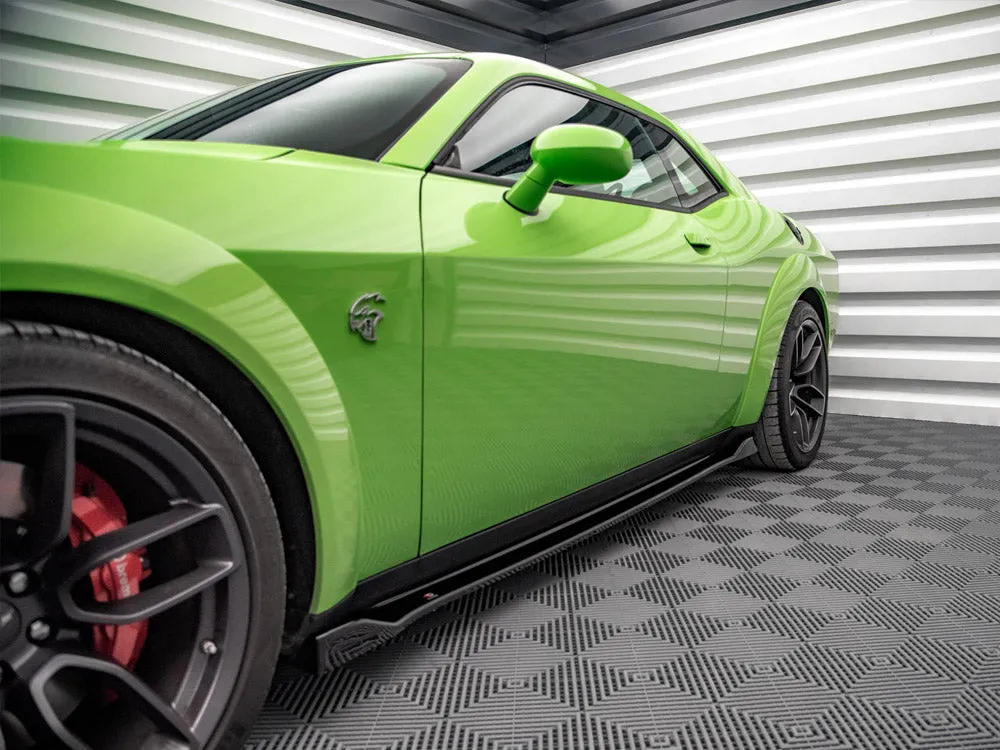 Maxton Design - SIDE SKIRTS DIFFUSERS DODGE CHALLENGER SRT HELLCAT WIDEBODY MK3