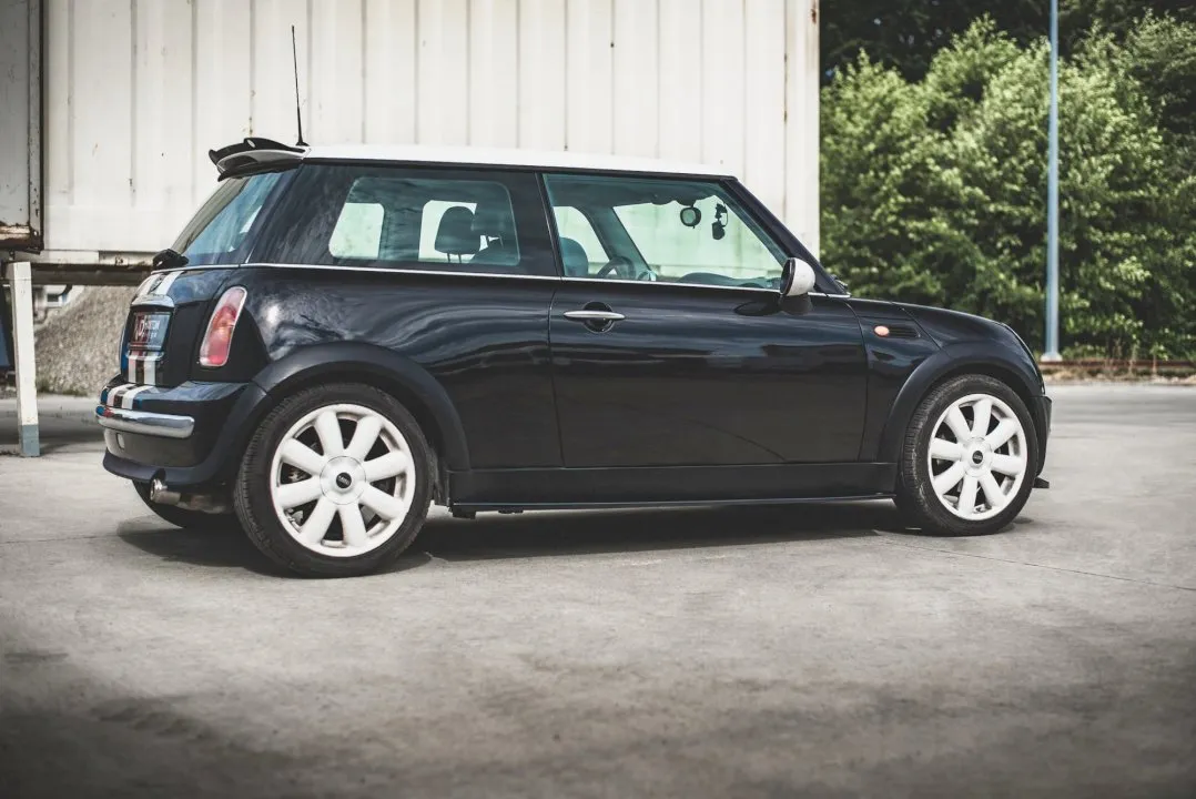 Maxton Design - SIDE SKIRTS SPLITTERS MINI COOPER/ ONE R50 (2001-2006)