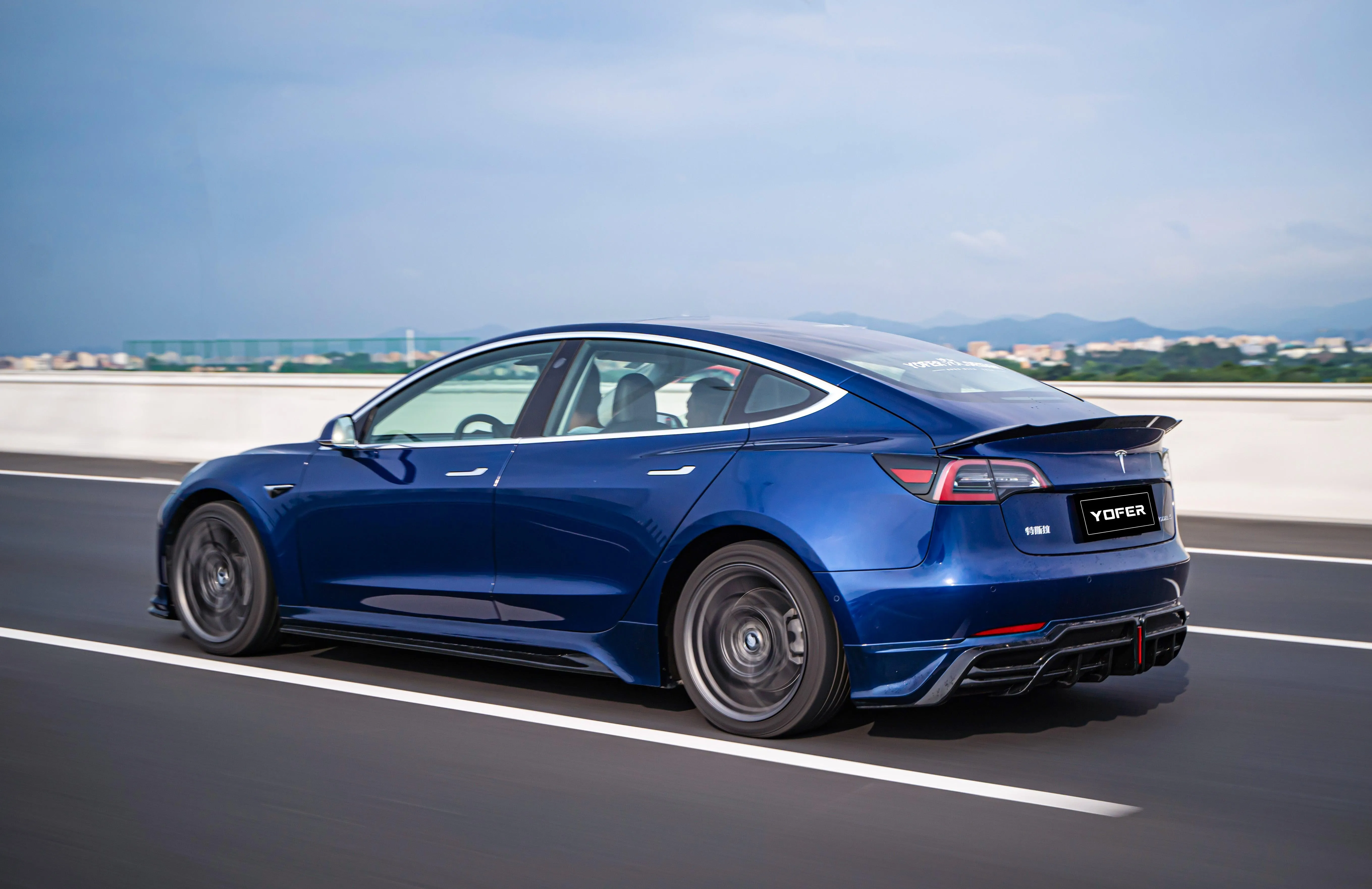 Yofer USA Side Skirts for Tesla Model 3 / Performance PP